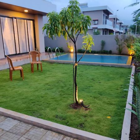 Casa Del Capitan-2Bhk With Private Pool & Lawn. Villa Karjat Luaran gambar