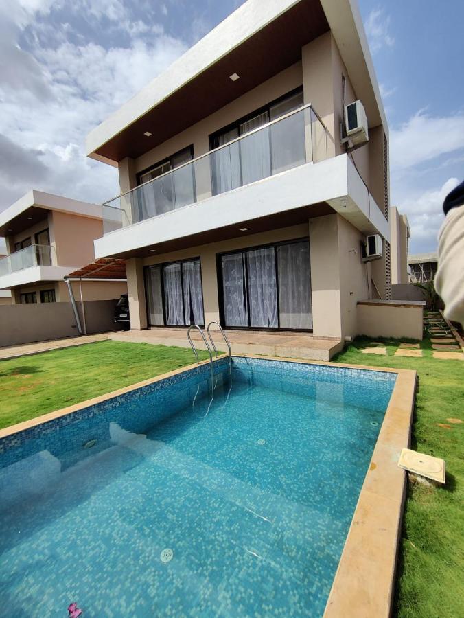 Casa Del Capitan-2Bhk With Private Pool & Lawn. Villa Karjat Luaran gambar